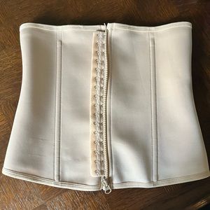 Waist Cincher